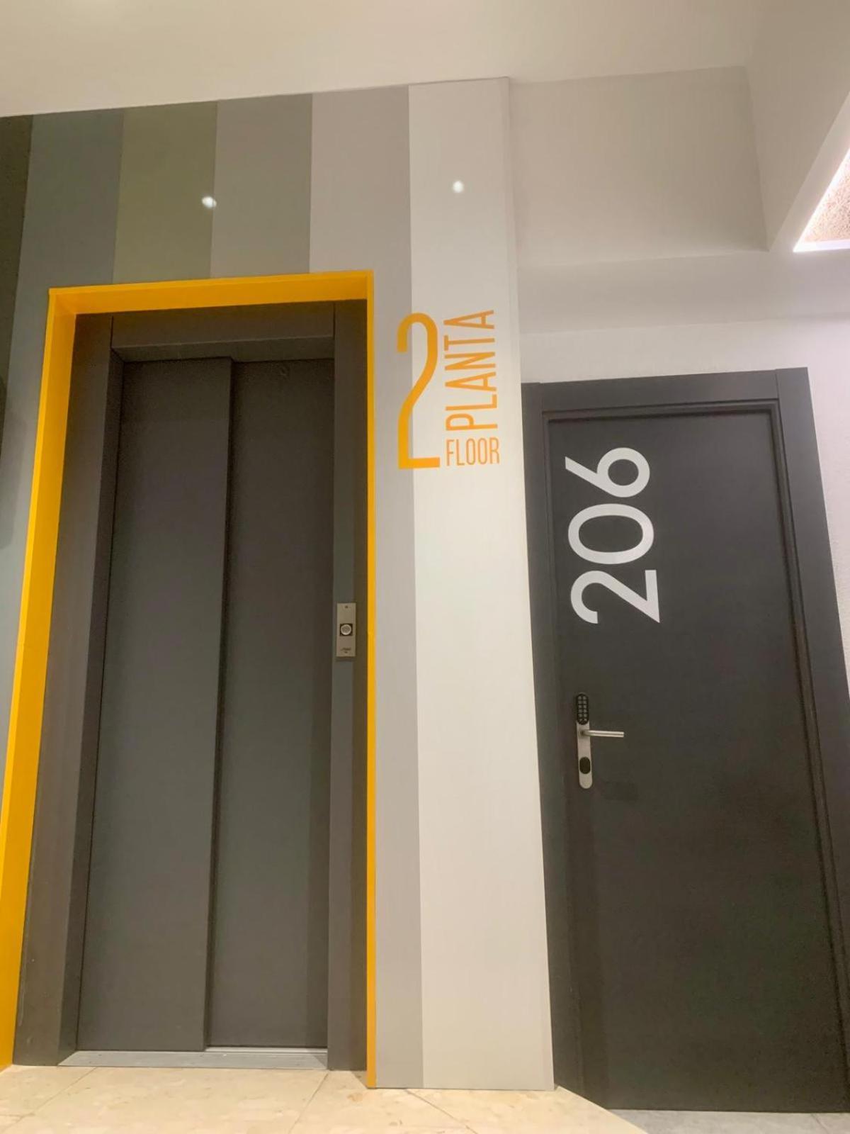 Hotel Dl Urban Castellon de la Plana Bagian luar foto
